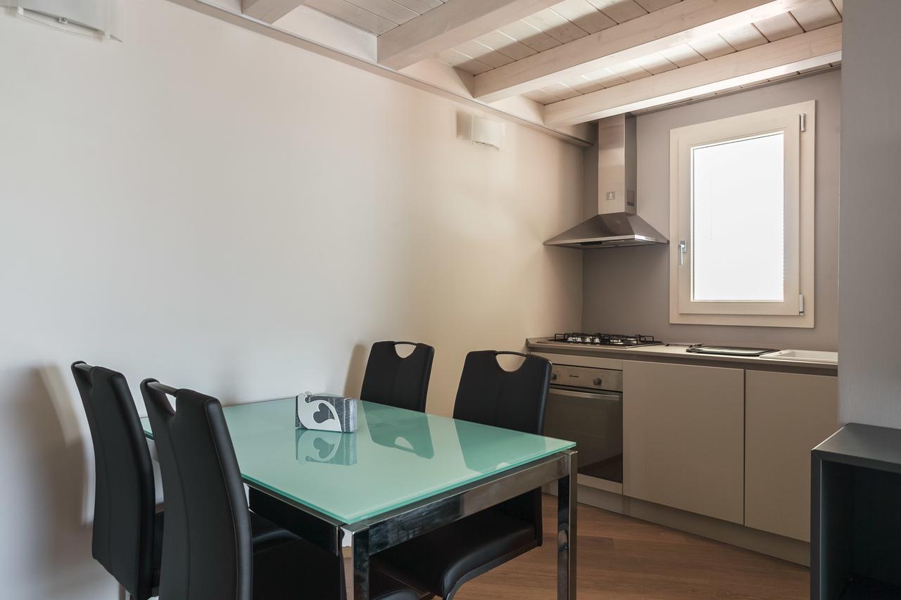 Sant'Orsola Suites Apartments Bologna Exterior foto